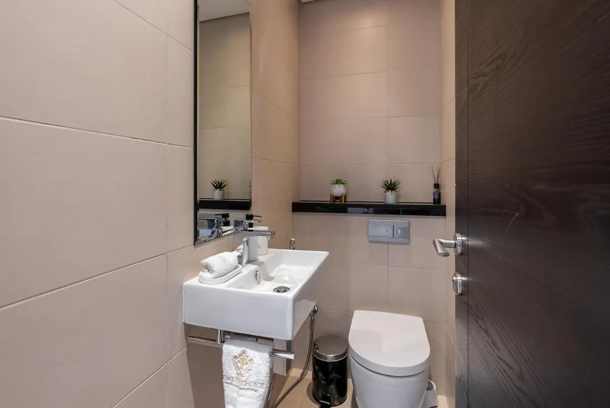 Apartment Silverene Tower - One Bedroom By Home Of Choice Dubai