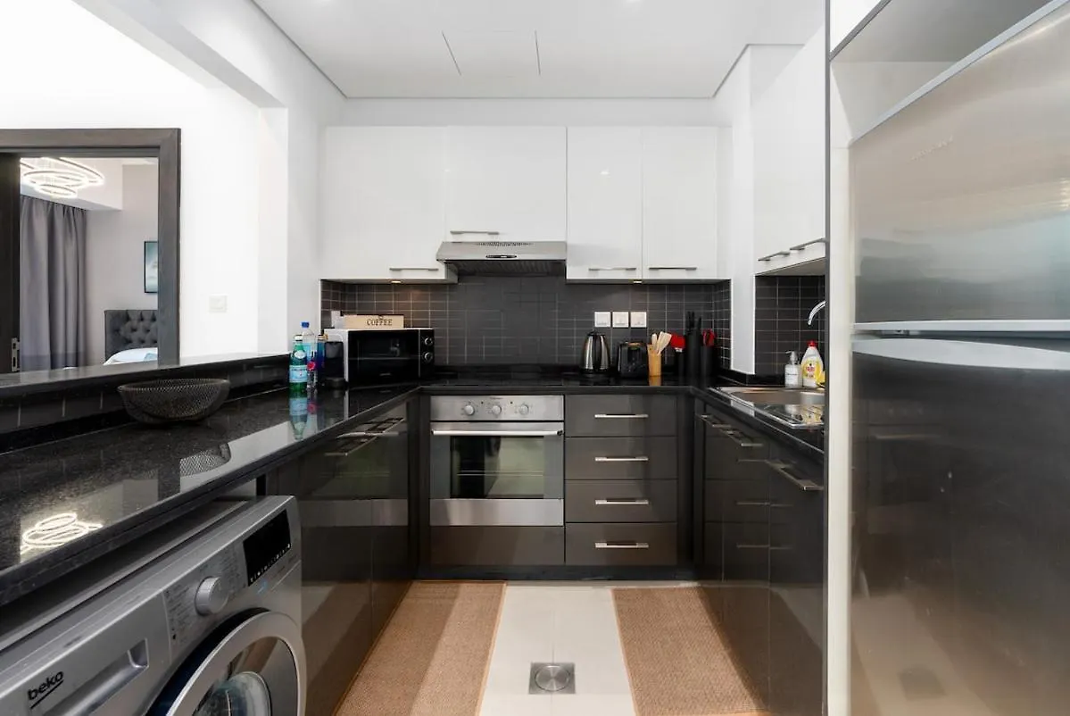 Silverene Tower - One Bedroom By Home Of Choice Dubaj 0*,  Egyesült Arab Emírségek