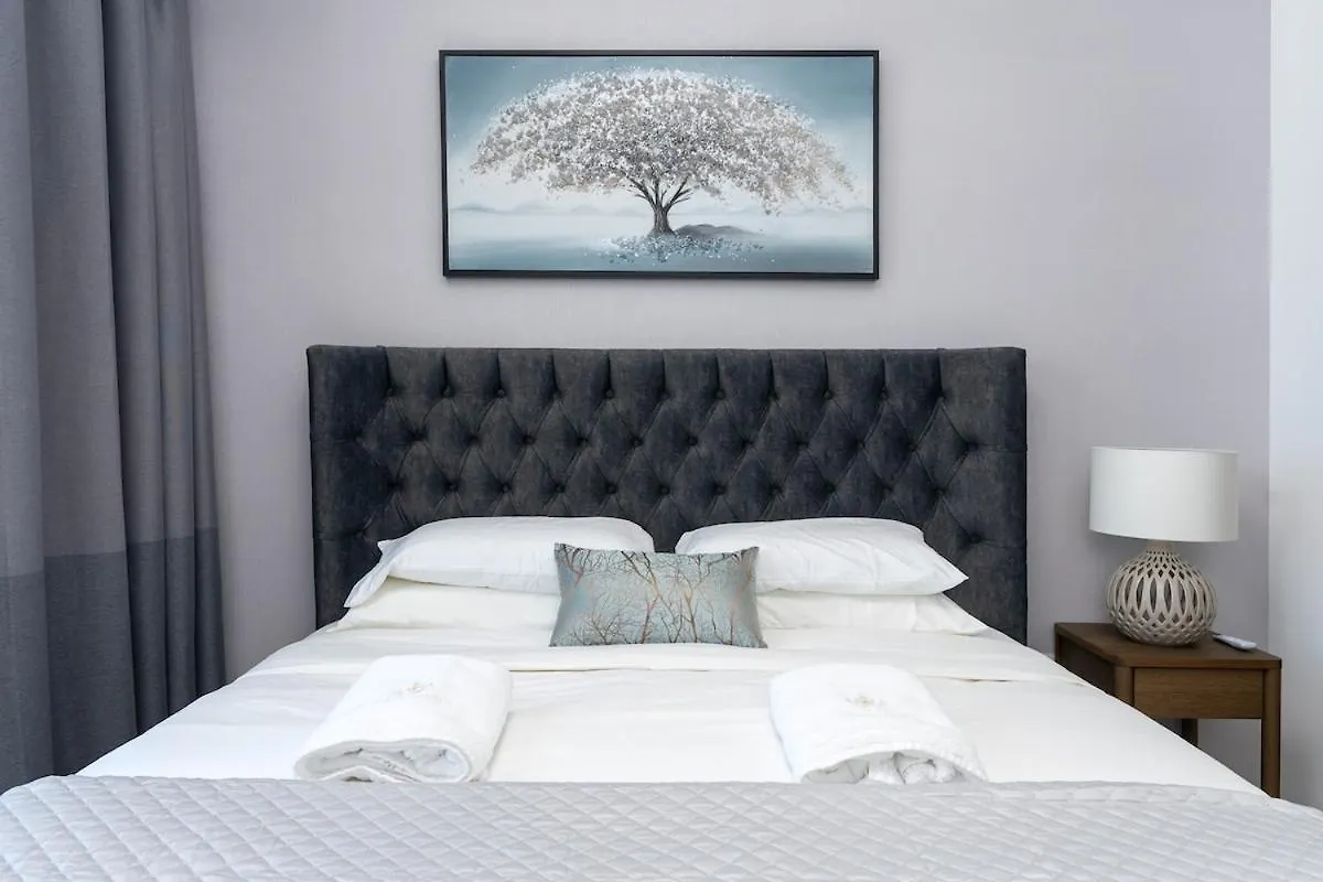 Silverene Tower - One Bedroom By Home Of Choice Dubaj 0*,  Egyesült Arab Emírségek